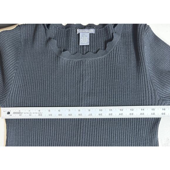 Chelsea & Theodore Black Sweater XL scalloped neckline pleated bottom tunic - Picture 8 of 11